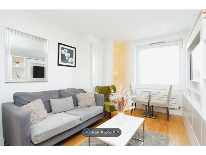 1 Bedroom Flat To Rent In Lewisham, Lewisham, SE13