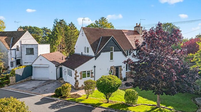 3 Bedroom Semi-detached House For Sale In Byeway, Guiseley, Leeds, West Yorkshire, LS20