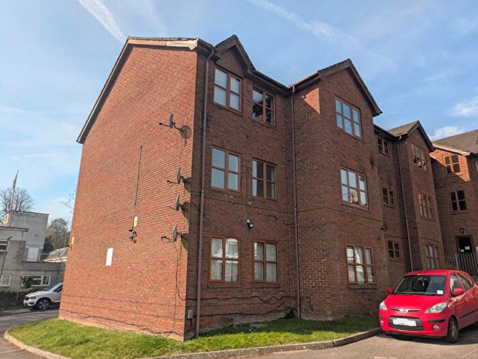 1 Bedroom Apartment To Rent In Wilton Road, Redhill, RH1