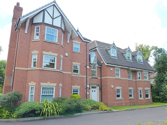 2 Bedroom Flat To Rent In The Links, Prenton, CH43