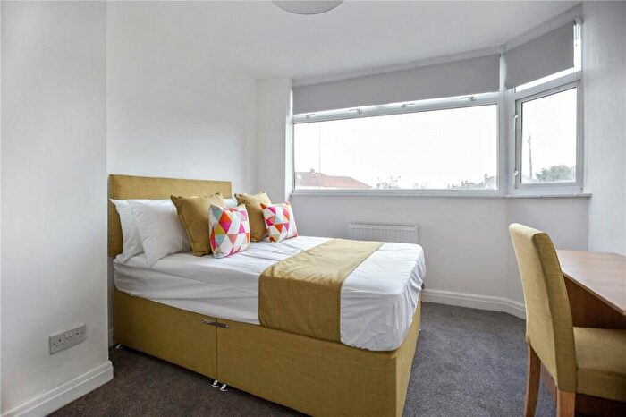 4 Bedroom Semi-Detached House To Rent In Filton Avenue, Bristol, BS34