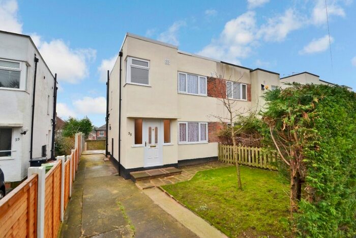 3 Bedroom Semi-Detached House To Rent In Riviera Gardens, Chapel Allerton, Leeds, LS7