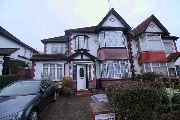 1 Bedroom Flat To Rent In Manor Drive, Wembley, Greater London, HA9