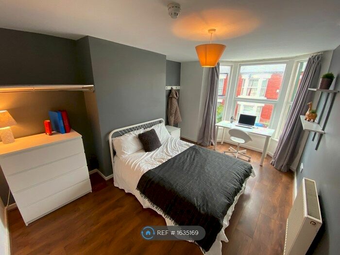 6 Bedroom Terraced House To Rent In Dudley Road, Liverpool, L18