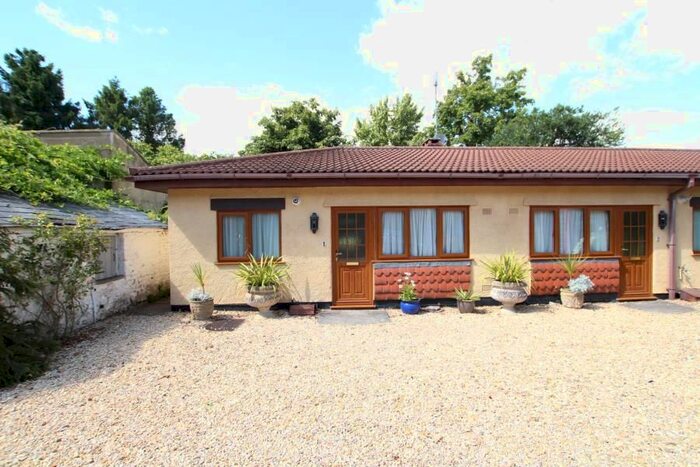 1 Bedroom Bungalow To Rent In Vicarage Lane, Olveston, Bristol, BS35