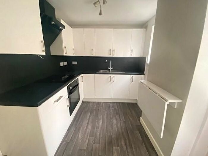 4 Bedroom Terraced House To Rent In Wellington Street, Plymouth, PL4