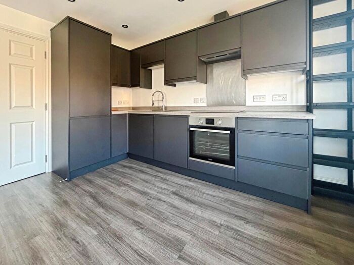 1 Bedroom Apartment To Rent In Ellesmere Road, Cambridge, CB4