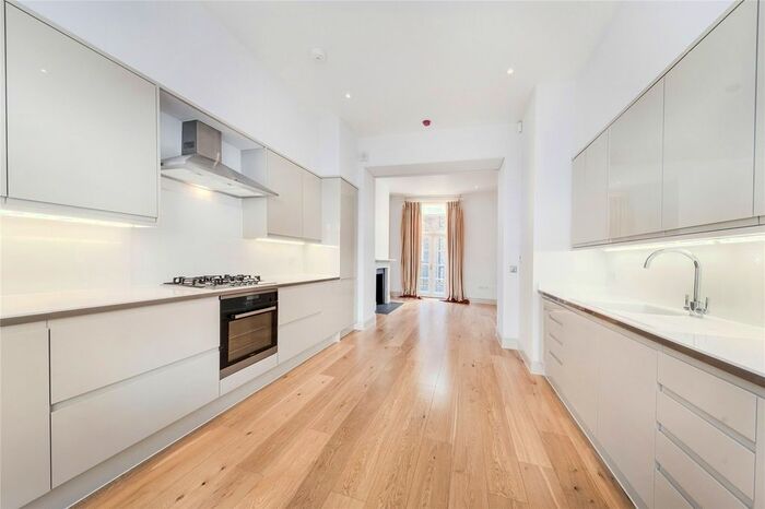 4 Bedroom Terraced House To Rent In Cambridge Street, Pimlico, Westminster, London, SW1V