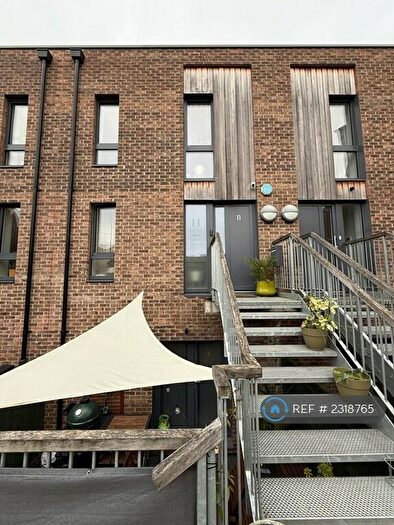 3 Bedroom Terraced House To Rent In Bedminster, Bristol, BS3