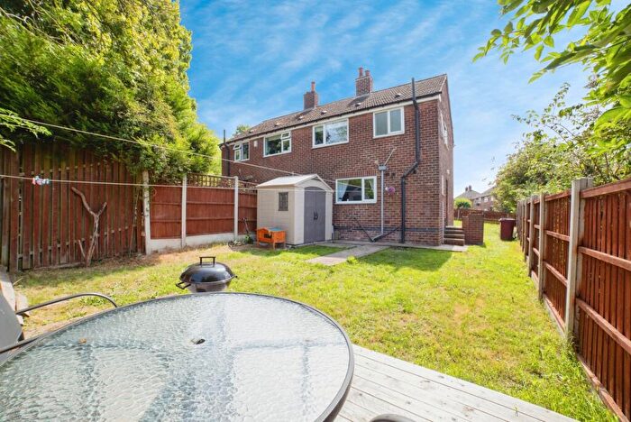 2 Bedroom Semi-Detached House For Sale In Nether Springs Road, Bolsover, Chesterfield, Derbyshire, S44