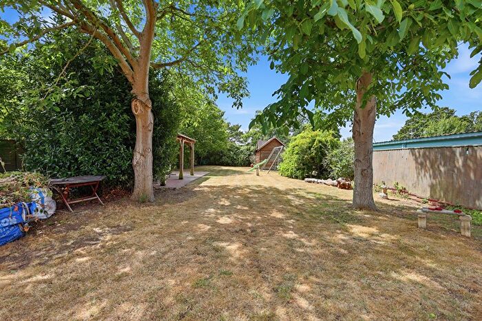 4 Bedroom Chalet For Sale In Black Tiles Lane, Martlesham, Woodbridge, IP12
