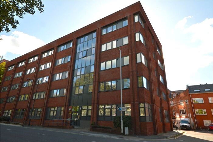 1 Bedroom Flat To Rent In Electra House, Farnsby Street, Swindon, SN1