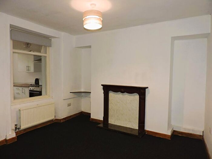 2 Bedroom End Of Terrace House To Rent In Brynhyfryd Street, Swansea, SA5