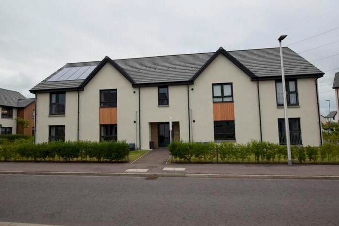 2 Bedroom Flat To Rent In Croll Gardens, Bertha Park, Perth, PH1