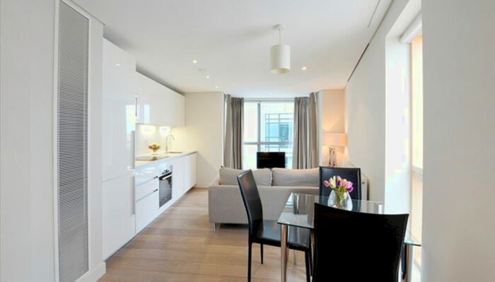 2 Bedroom Flat To Rent In Merchant Square East, London, W2