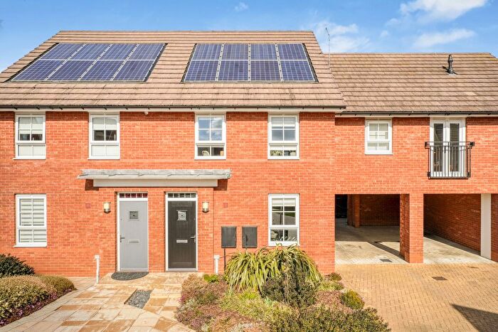 3 Bedroom Semi Detached House For Sale In Martina Close, Fairfields, Milton Keynes, MK11