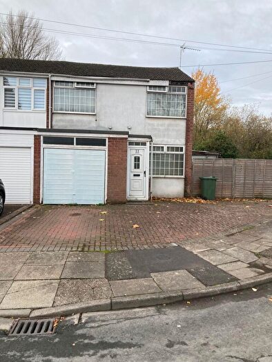 3 Bedroom Semi Detached House For Sale In Riverside Close, Coventry, West Midlands, CV3