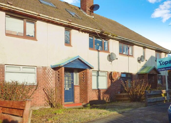 2 Bedroom Flat For Sale In Mcgrigor Road, Rosyth, Dunfermline, KY11