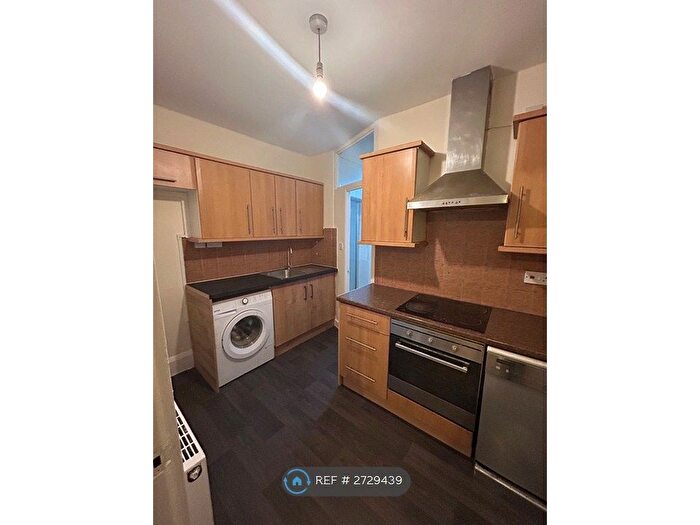 2 Bedroom Flat To Rent In London Road, Leicester, LE2