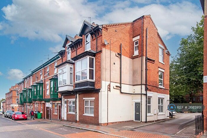 6 Bedroom Terraced House To Rent In Peveril Street, Nottingham, NG7