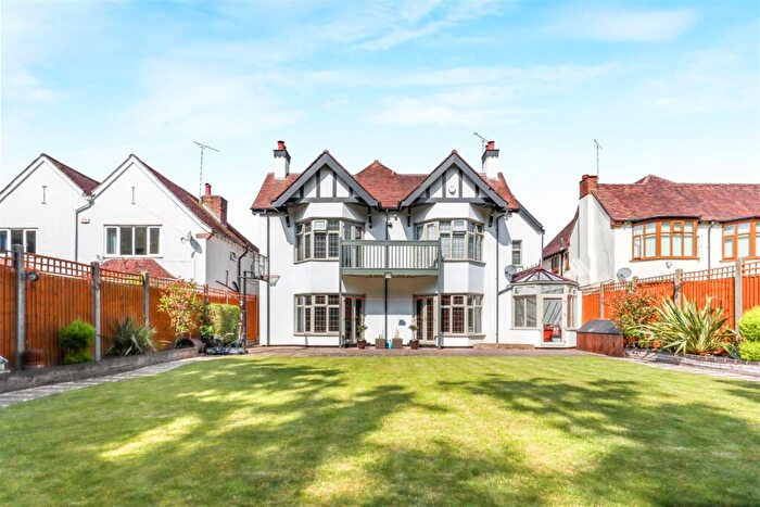 5 Bedroom Detached House For Sale In Woodland Avenue, Coventry, CV5