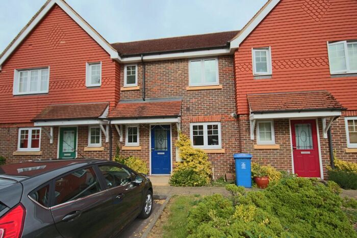 3 Bedroom Terraced House To Rent In Willow Close Maidenhead Berkshire, SL6