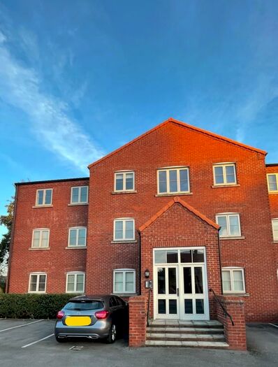 2 Bedroom Apartment To Rent In Mallard Ings, Louth, LN11