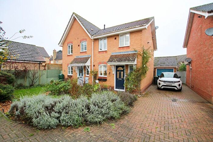 2 Bedroom Semi-Detached House To Rent In Briars End, CB6