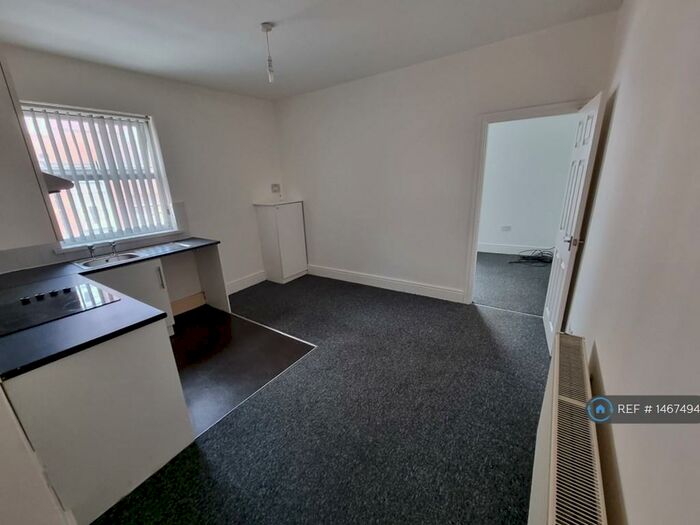 1 Bedroom Flat To Rent In Boulevard, Hull, HU3
