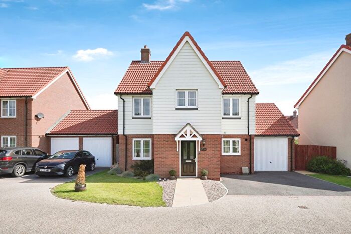 4 Bedroom Detached House For Sale In Barley Drive, Whitfield, Dover, Kent, CT16
