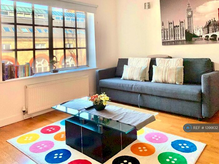 1 Bedroom Flat To Rent In Pump House Close, London, SE16