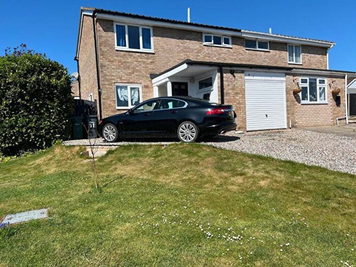 3 Bedroom Semi-Detached House For Sale In Coggeshall Way, Halstead, CO9