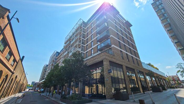 3 Bedroom Apartment For Sale In Compton House, Victory Parade, London, SE18