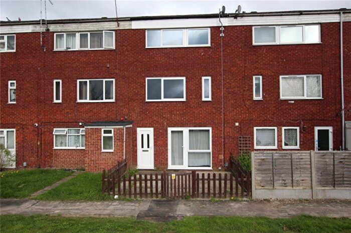 5 Bedroom Terraced House To Rent In Brentwood Close, Houghton Regis, Dunstable, LU5