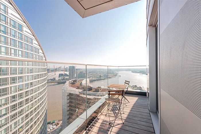 1 Bedroom Flat To Rent In Charrington Tower, Biscayne Avenue, Canary Wharf, E14