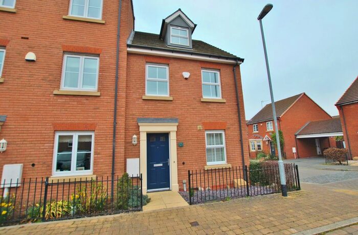 3 Bedroom End Of Terrace House To Rent In Lune Way, Bingham, Nottingham, Nottinghamshire, NG13