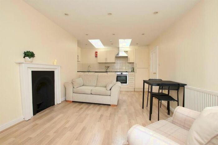 1 Bedroom House To Rent In Grosvenor Place, Bath, BA1