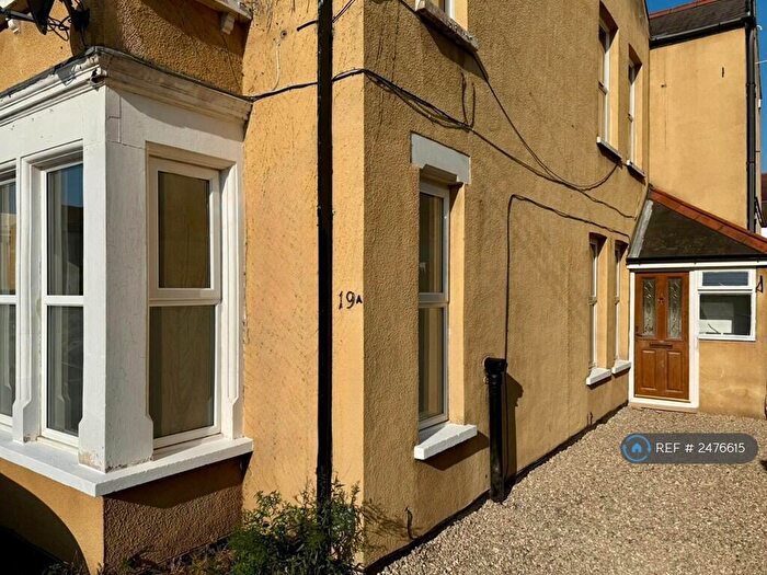 3 Bedroom Flat To Rent In Elderton Road, Westcliff-On-Sea, SS0