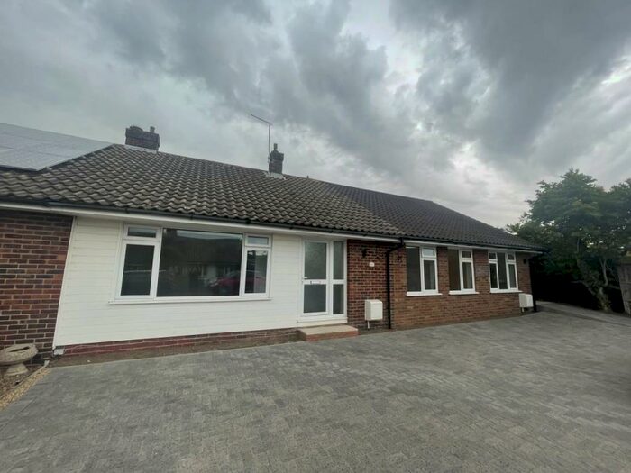 2 Bedroom Terraced Bungalow To Rent In Pine Trees Close, Angmering, Littlehampton, BN16