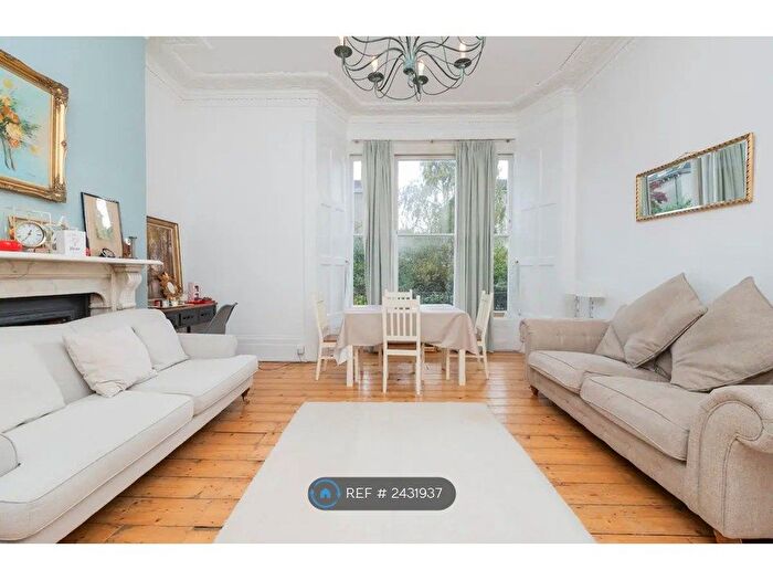 1 Bedroom Flat To Rent In Westfield Park, Redland, Bristol, BS6