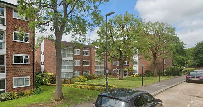2 Bedroom Flat To Rent In Aran Drive, Stanmore, HA7