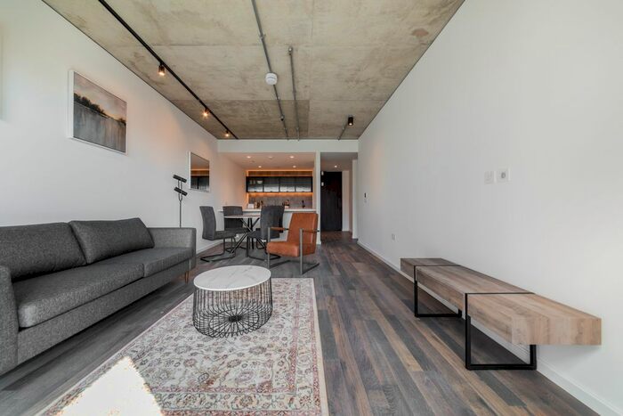 2 Bedroom Flat To Rent In Lawrence Road, London, N15