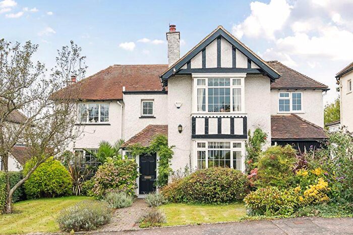 4 Bedroom Detached House For Sale In Hythe/Saltwood, CT21