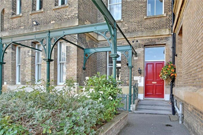 1 Bedroom Apartment For Sale In Shooters Hill Road, Shooters Hill, London, SE18