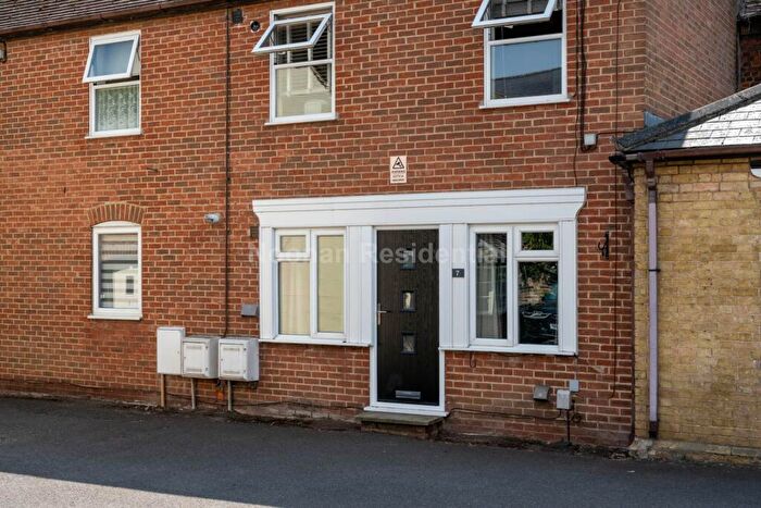 1 Bedroom Flat For Sale In Brookside Court, St. Mary`s Street, PE19
