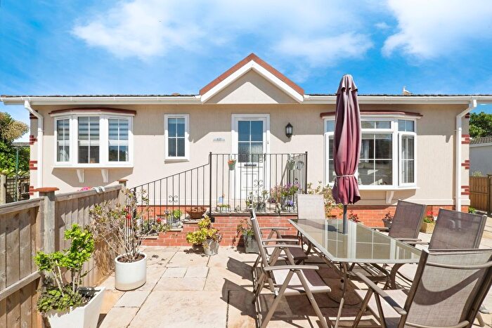 2 Bedroom Property For Sale In Eastern Green Park Three, Eastern Green, Penzance, Cornwall, TR18