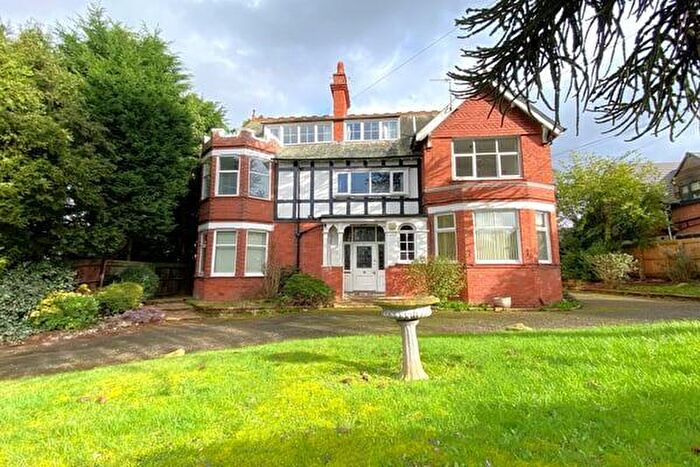 2 Bedroom Flat To Rent In Western Road, Hagley, Stourbridge, DY9