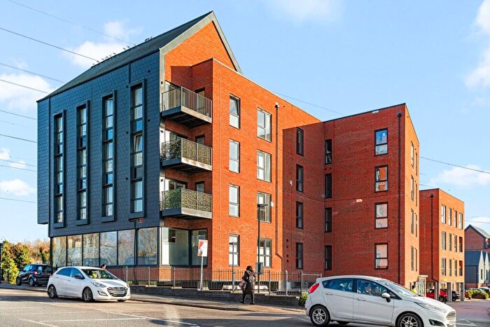 2 Bedroom Flat For Sale In Hazlemere Marina, Waltham Abbey, Essex, EN9