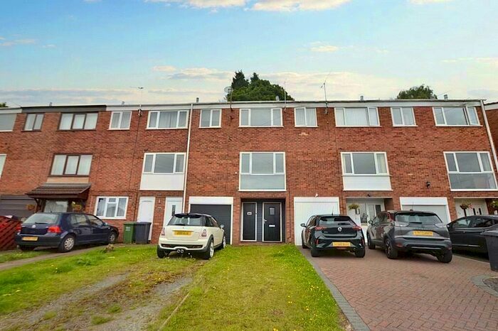 3 Bedroom Terraced House To Rent In Stoney Lane, Kidderminster, DY10