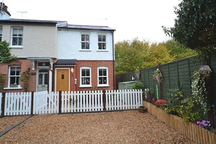 1 Bedroom Terraced House For Sale In Coldharbour Lane, Harpenden, Harpenden, AL5
